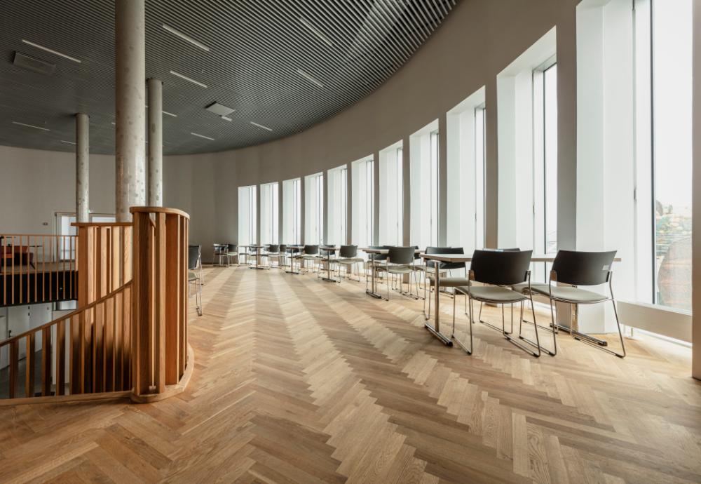 Oak - Herringbone Flooring