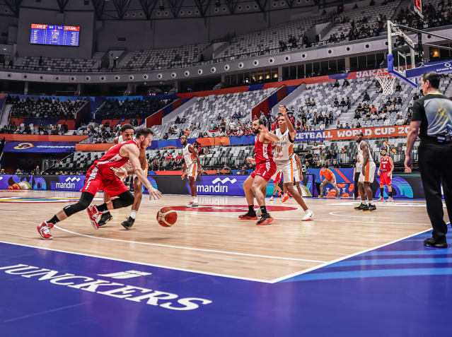 Hardwood basketball court installed by Junckers at the FIBA Eurobasket 2022